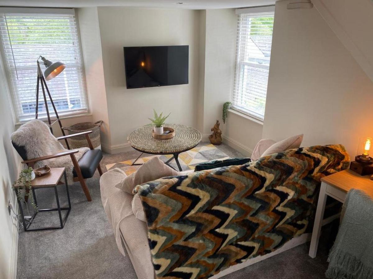 Bed and Breakfast The Hive At Poppi-Red Hawkshead Exterior foto